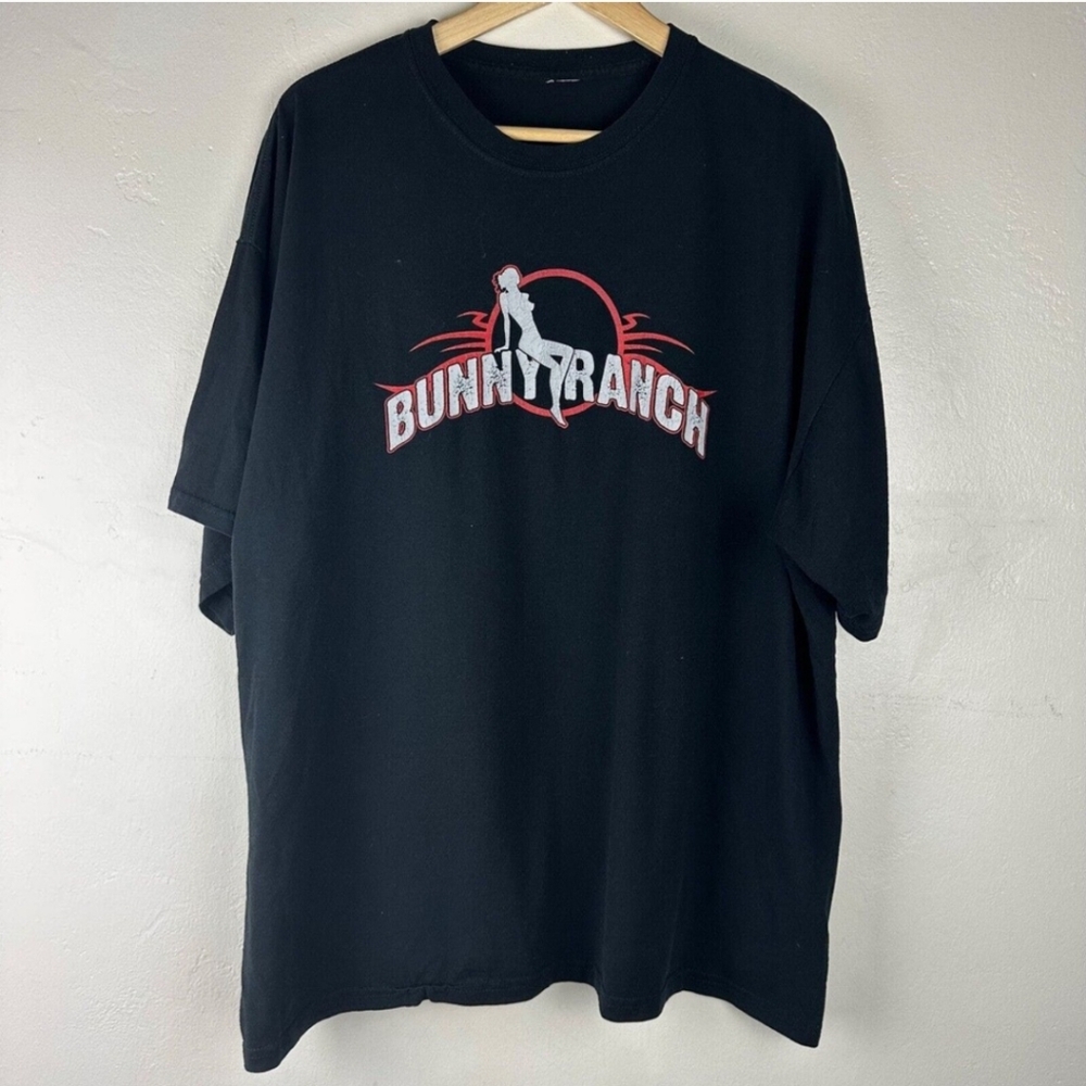 Moonlite Bunny Ranch Cat House Las Vegas Mens Short Sleeve Black T Shirt, XL